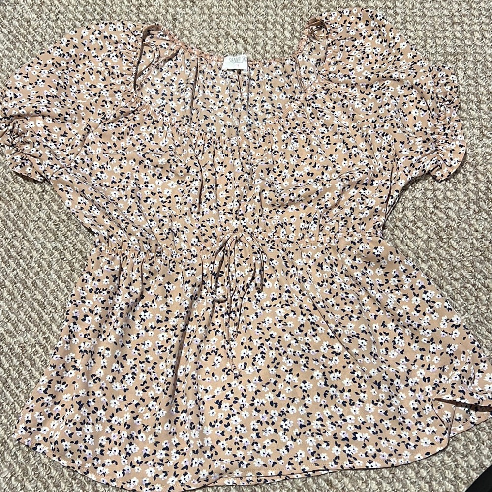 Floral Sienna Sky blouse. Large